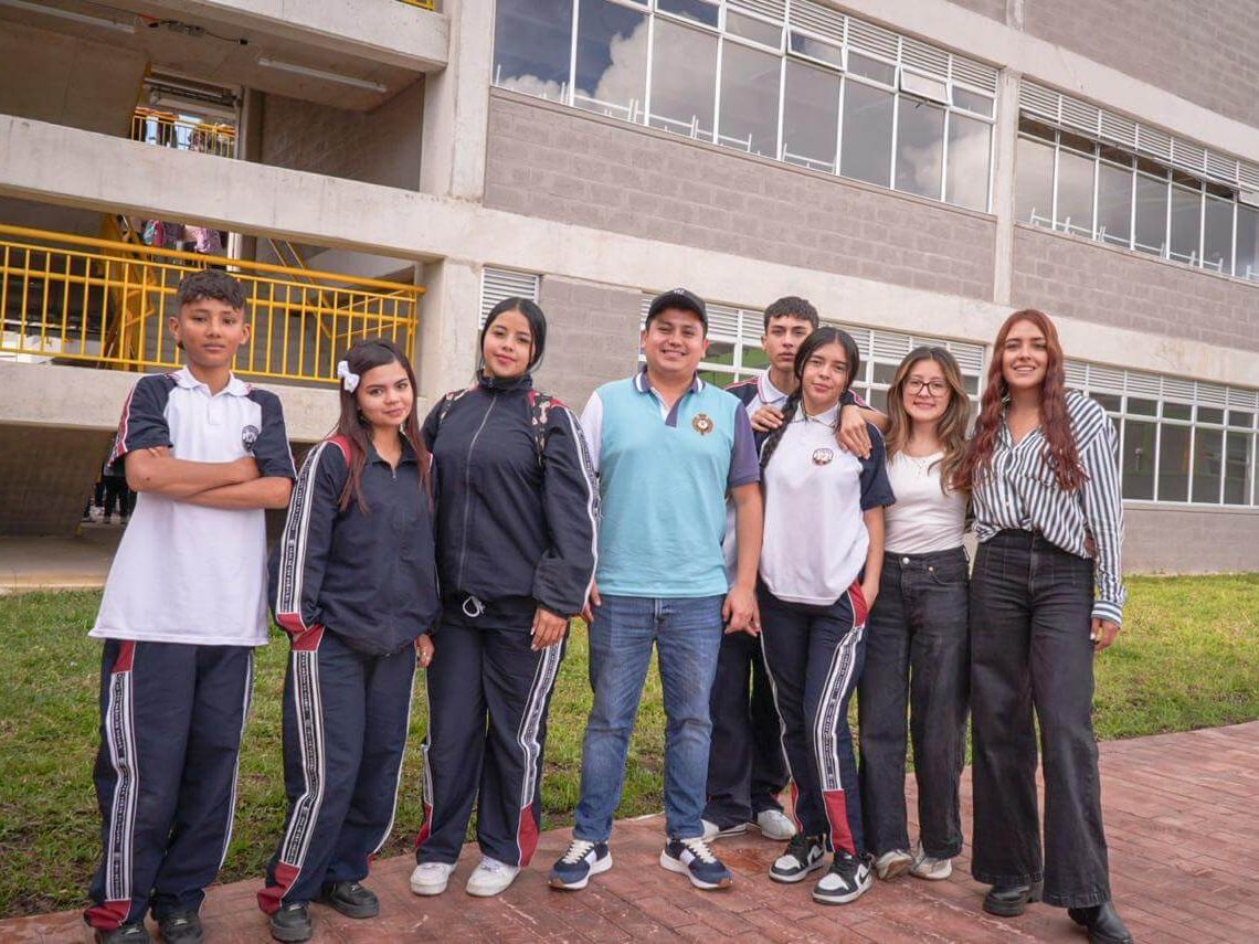 Fondo de Financiamiento de Infraestructura Educativa - FFIE